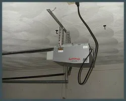 Expert Garage Doors Repair Service Shepherdsville, KY 502-991-8491 - garage-door-openers